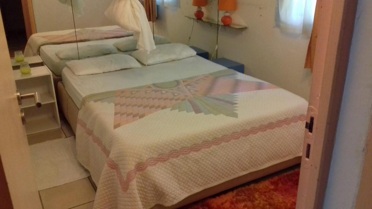 Appartement T2 Meuble Tout Confort Ле-Гозье Экстерьер фото